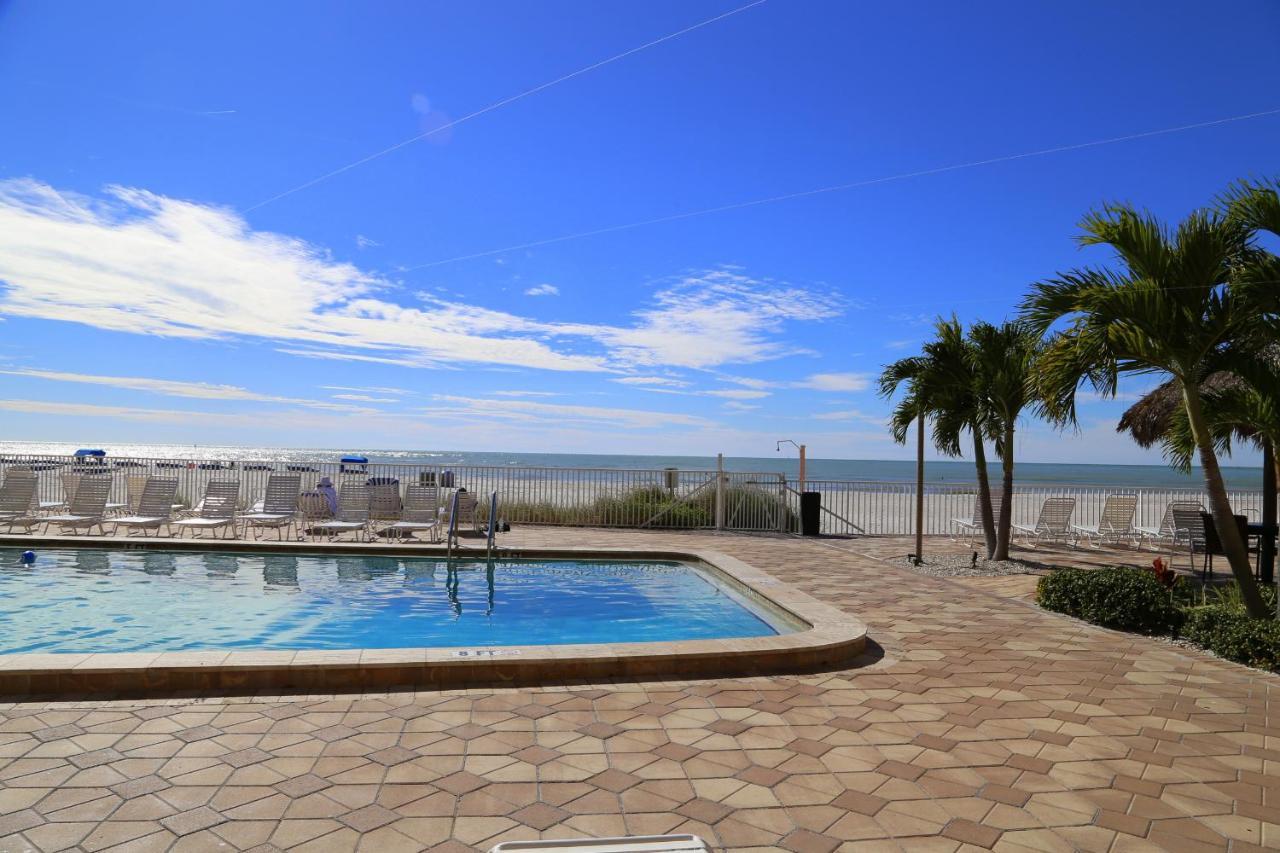 201 Sandy Shores Condos St. Pete Beach Esterno foto