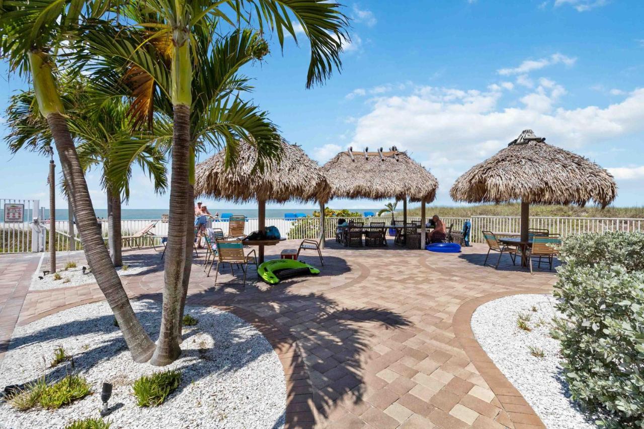 201 Sandy Shores Condos St. Pete Beach Esterno foto